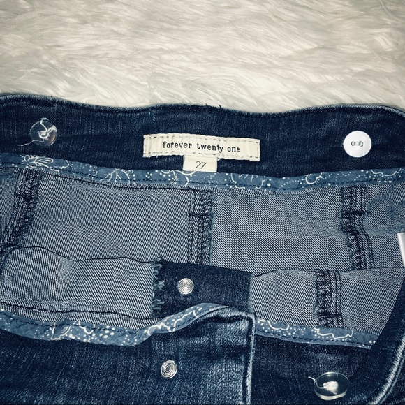 F21 Dark Denim High Waist Button Fly Shorts -Sz 27 - Picture 6 of 11